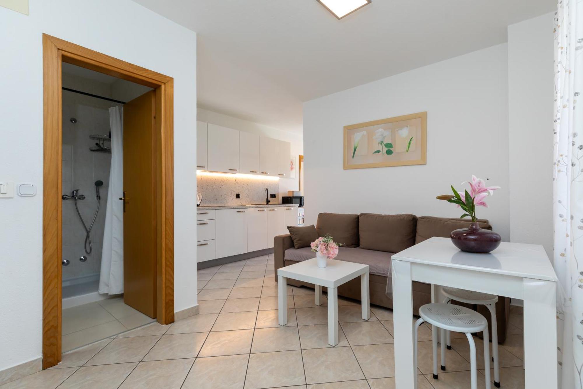 Apartments Lidija Matosevic Пореч Екстериор снимка